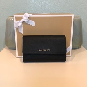 Saffiano Leather 3-in-1 Crossbody